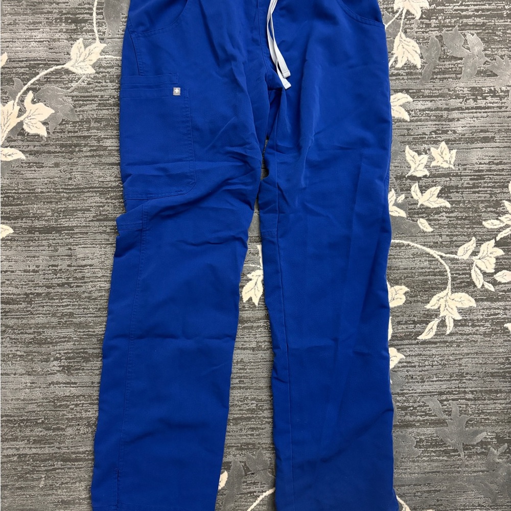 Women’s winning blue kade tall cargo scrub pants medium